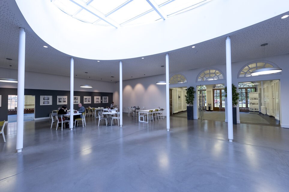 Offices to rent Duxford